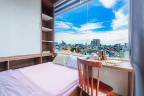 2BR Apartment with a Fabulous Canal View